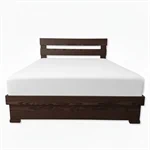 מיטה מעץ מלא כולל ארגז מצעים זוגי בוכנות