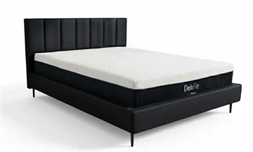 מיטה מרופדת